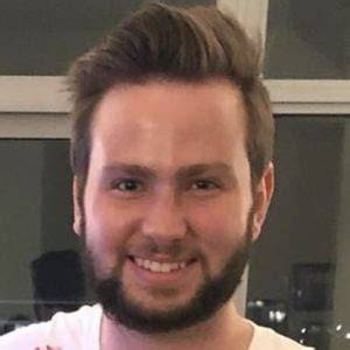 Adorian Deck Net Worth