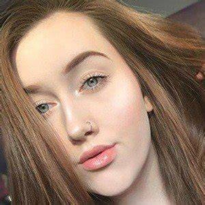 Aisling Rose Net Worth