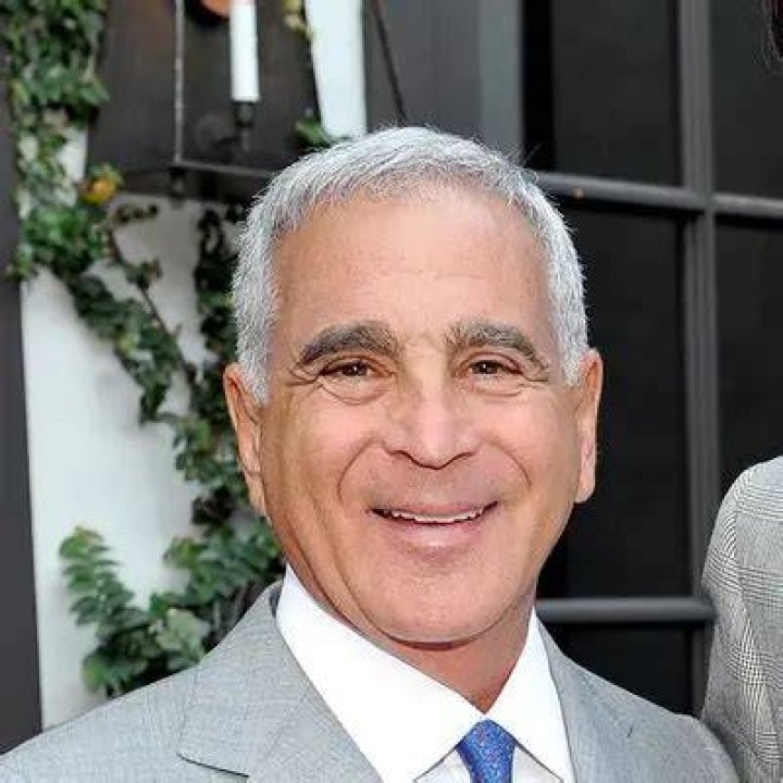 alan casden net worth