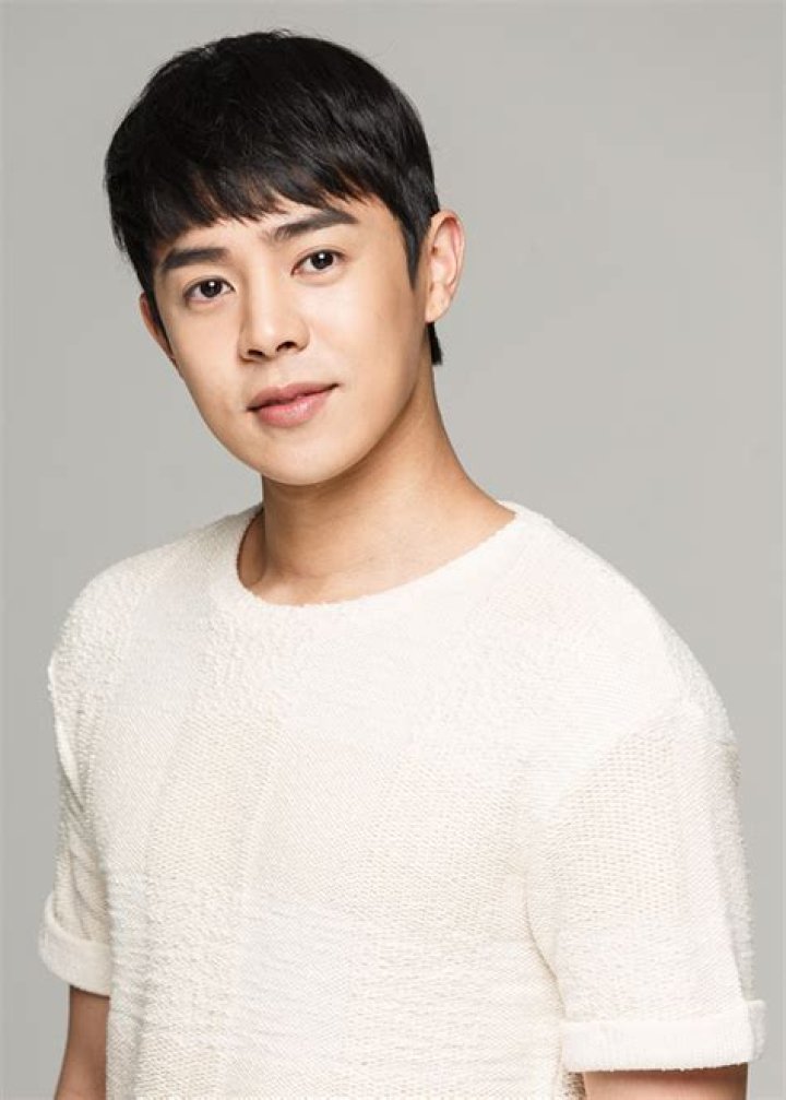 Alexander Lee Eusebio Alexander Lee Eusebio
