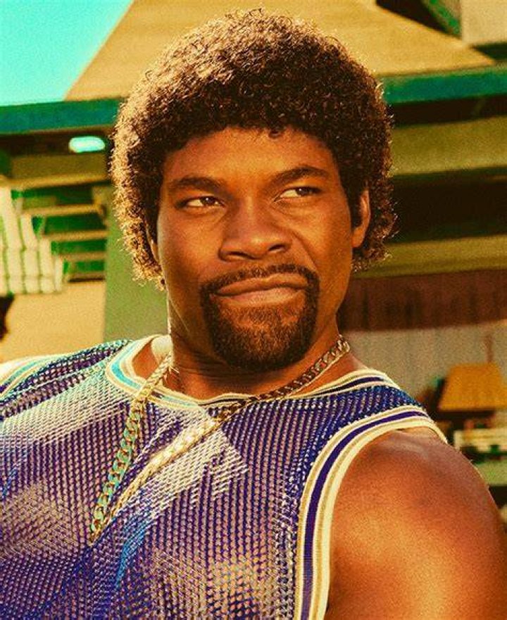Amin Joseph as Jerome Saint, Angela Lewis as Aunt Louie in 'Snowfall'