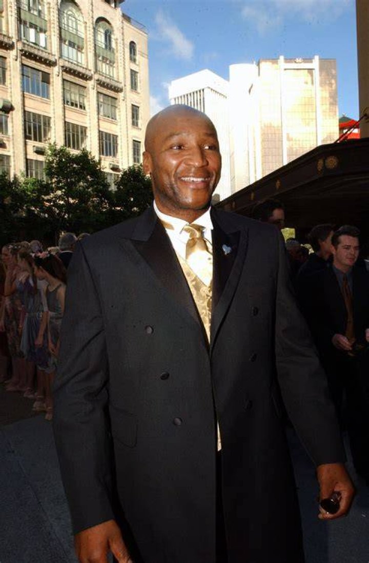 Anthony Ray Parker Net Worth