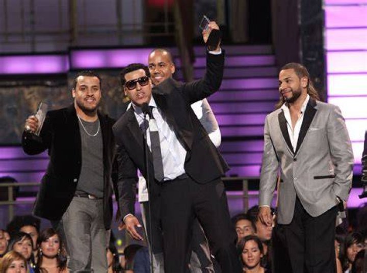 anthony romeo santos net worth