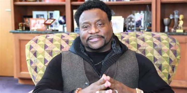 bishop eddie long net worth