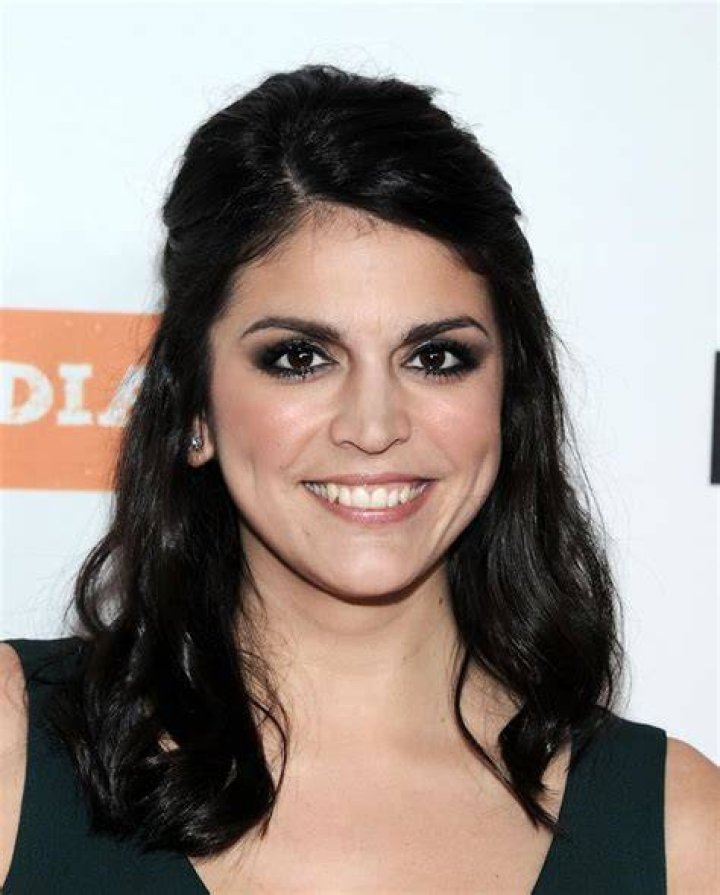 Cecily Strong bio Cecily Strong bio