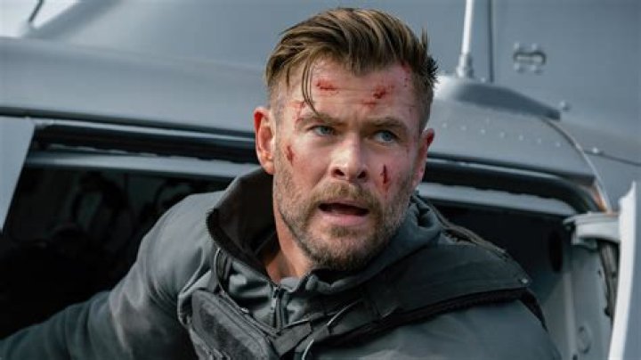 Chris Hemsworth in Extraction 2 Chris Hemsworth in Extraction 2