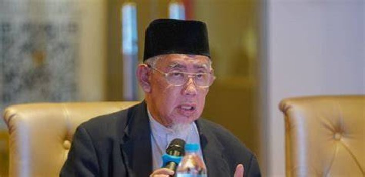 Cikgu Azmi