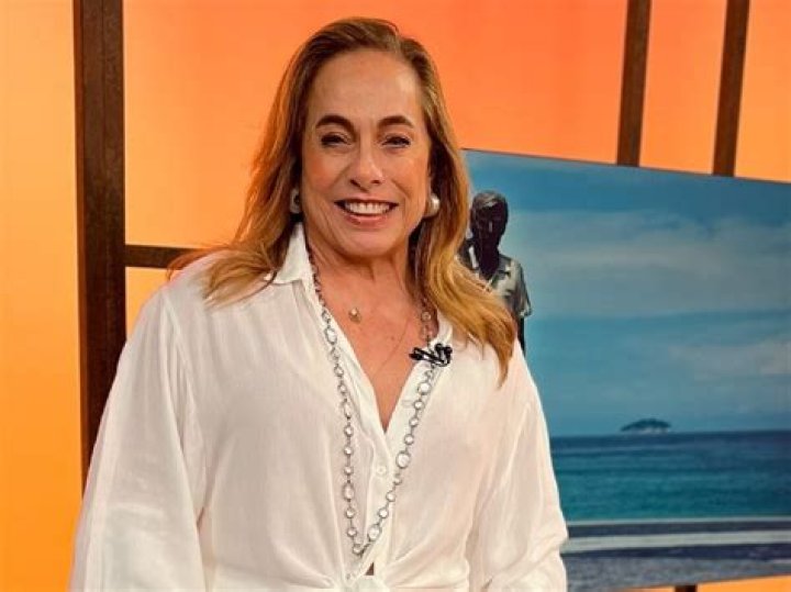 Cissa Guimar&atilde;es