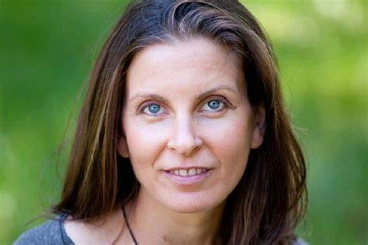 Clare Bronfman Net Worth