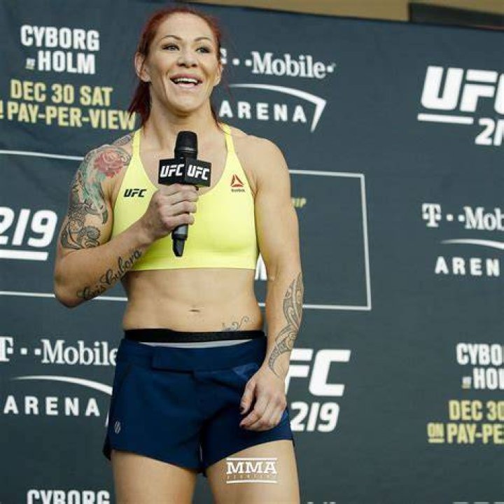 Cris Cyborg Fighting Style Cris Cyborg Fighting Style