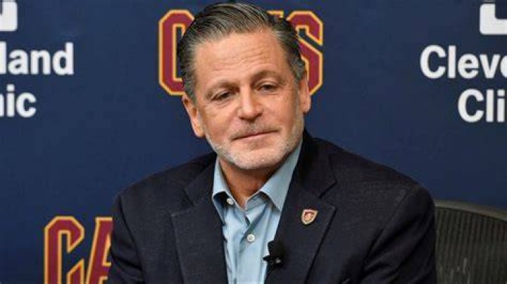 dan gilbert cleveland cavaliers dan gilbert cleveland cavaliers