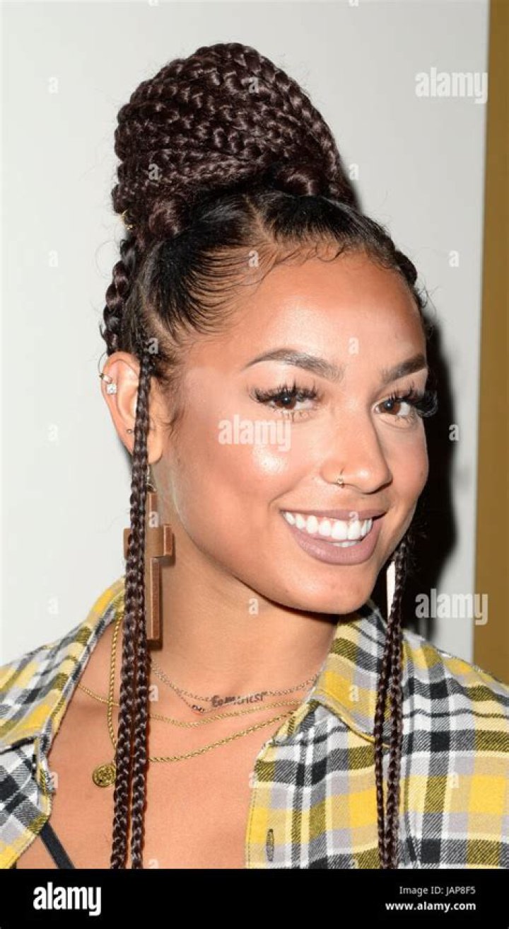 Dani Leigh from USA | Popnable
