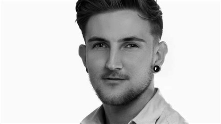 Daniel Euan Henderson