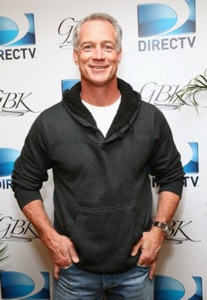 Daryl Johnston Net Worth – How Much is Johnston Worth?