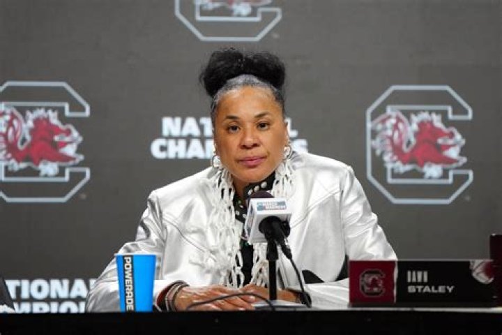 Dawn Staley Salary and Contract Dawn Staley Salary and Contract