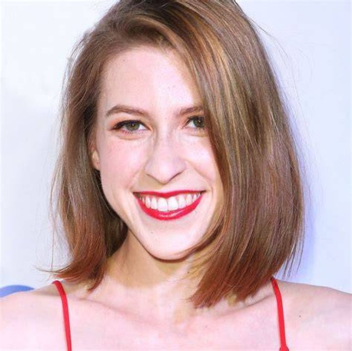Eden Sher Net Worth