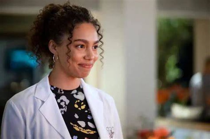 Emma Ferreira Net Worth