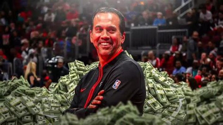 Erik Mukhametshin Net Worth 2024