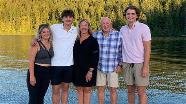 Ethan Chapin friends and sibling