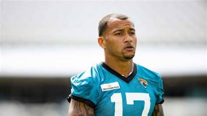 Evan Engram Net Worth
