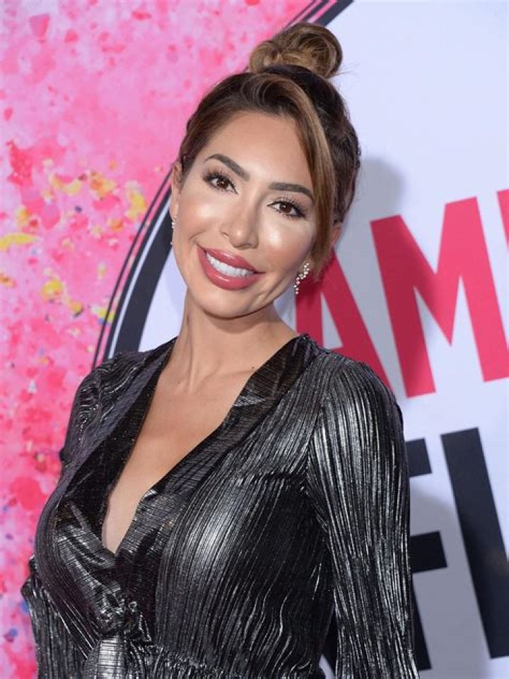 Farrah Abraham Leaked Video: Fans Appalled When She Tries To Sell Poop Farrah Abraham has been sending jars of what she claims to be her own "blessings" to her followers