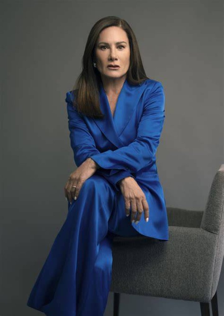 Gloria Calzada