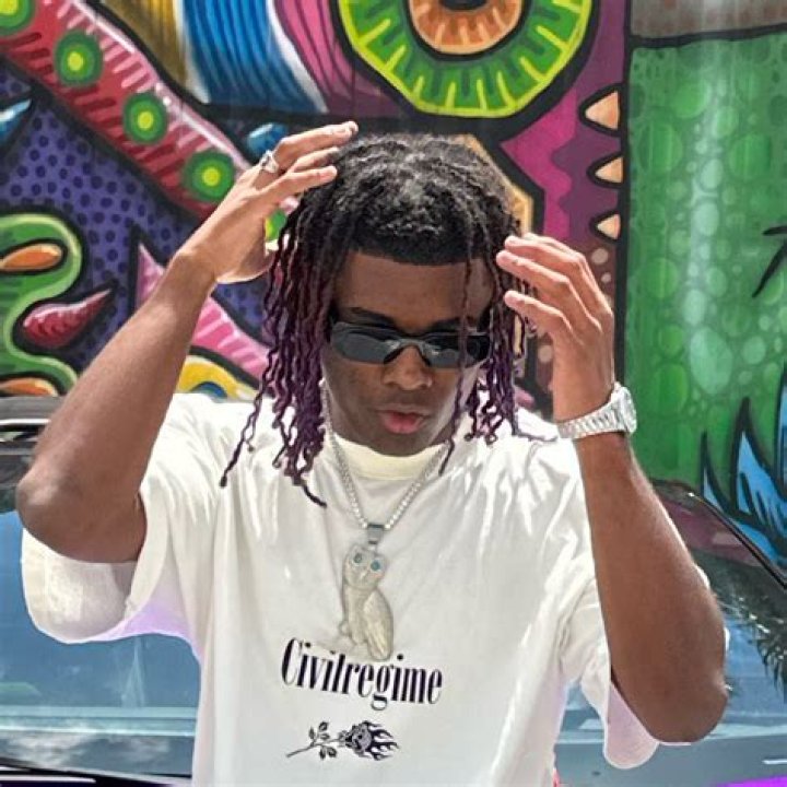 Glover Yawn IV Net Worth