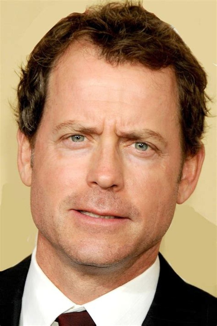 Greg Kinnear in 'You'