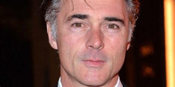Greg Wise Net Worth