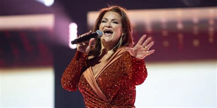 Hera Björk