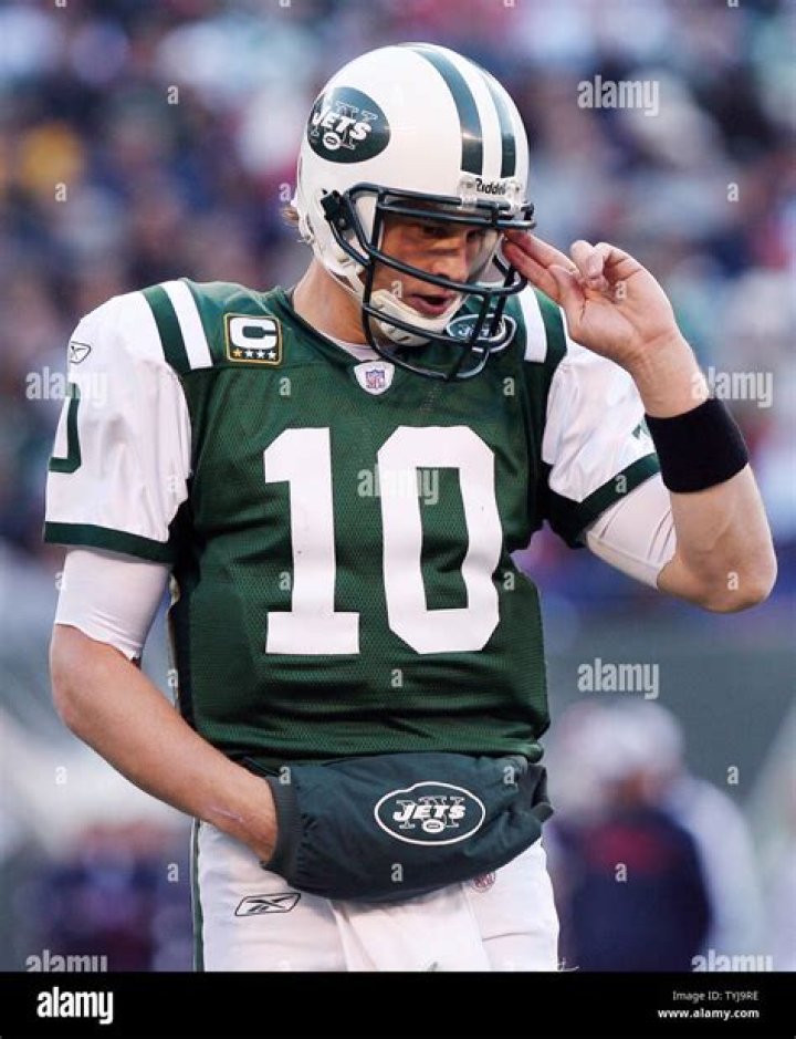 How Chad Pennington came to coach Marshall-bound QB son Cole