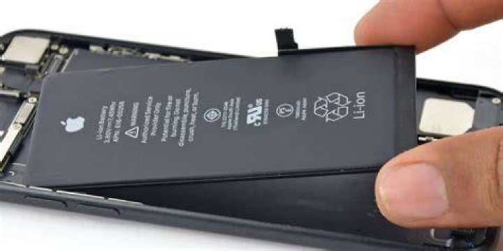 How Much Does It Cost to Replace iPhone Battery?