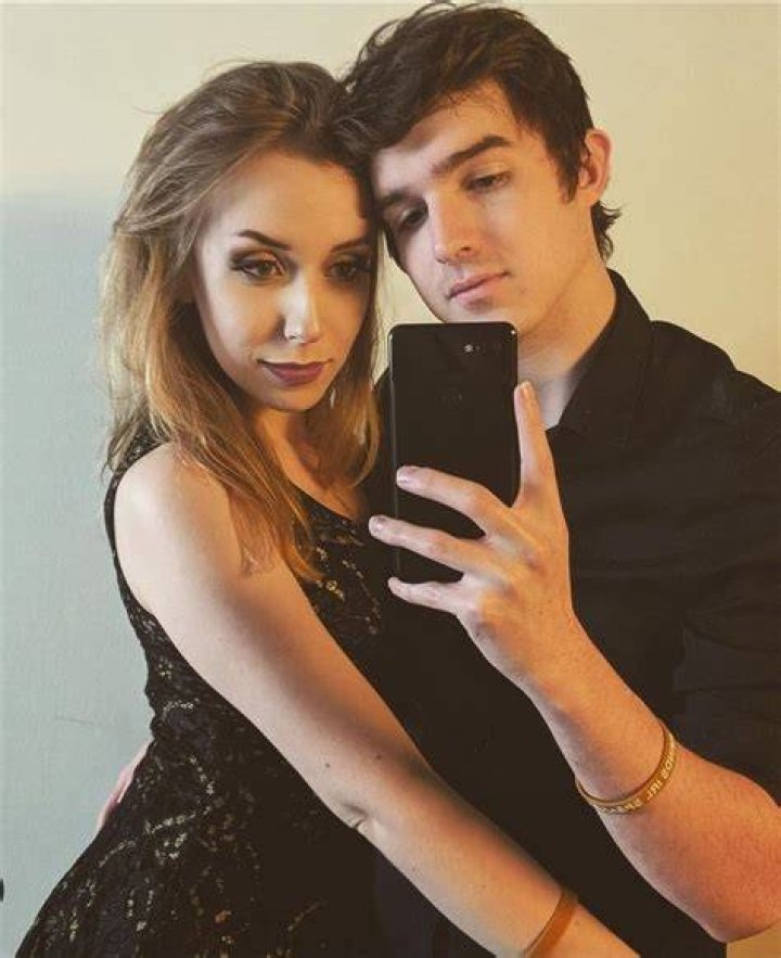 Hunter Avallone Net Worth