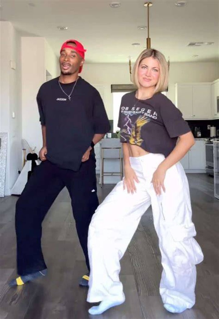 Is Miranda Derrick a dancer? Is Miranda Derrick a dancer?