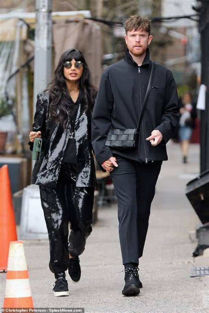 Jameela Jamil Height