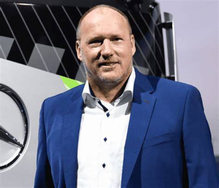 Jochen Goetz Net Worth