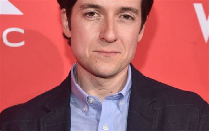 Josh Brener Net Worth