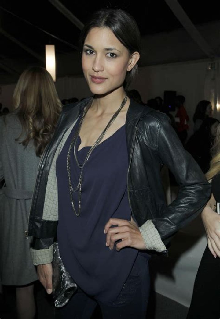 Julia Jones modeling