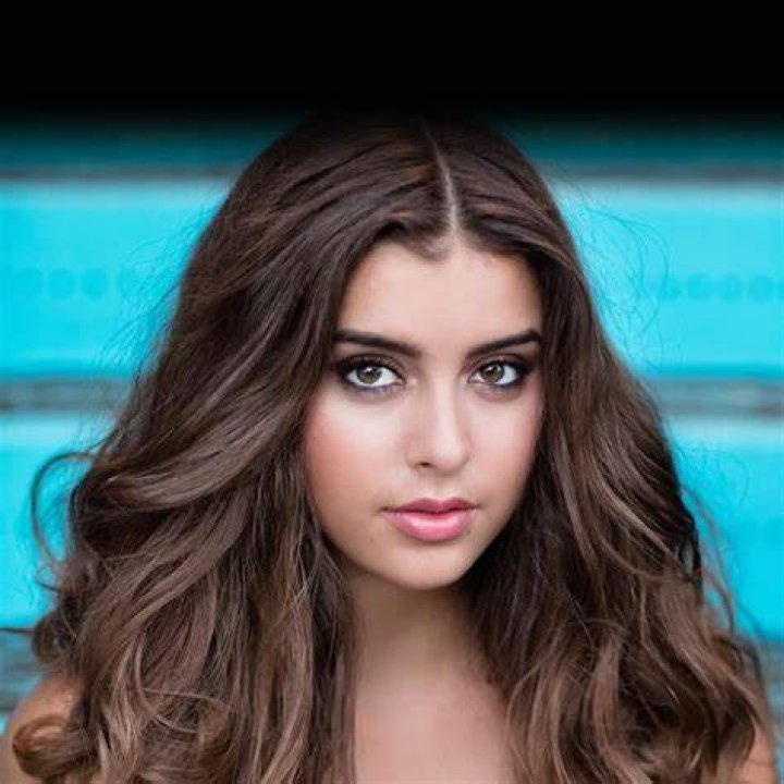 Kalani Chapman Net Worth