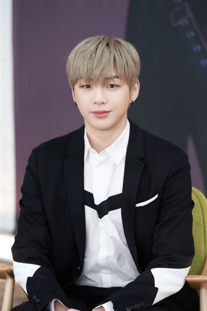 Kang Daniel net worth