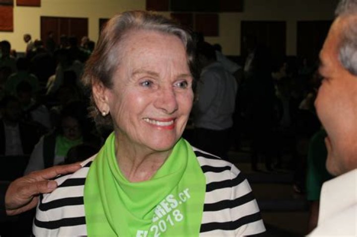 Karen Olsen Beck Net Worth