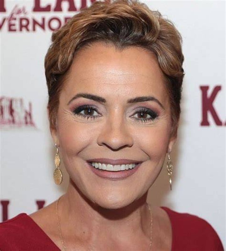 Kari Lake Net Worth – $3 million