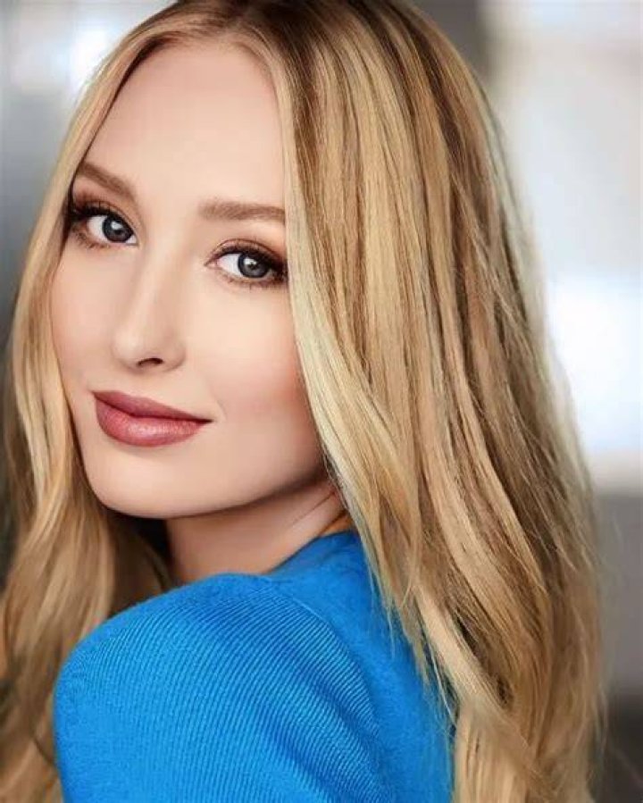 Kayla Radomski Net Worth