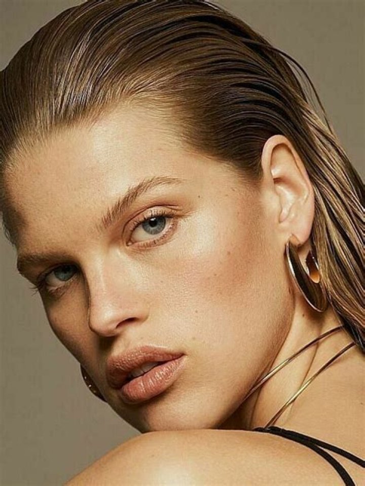 kim riekenberg married/single