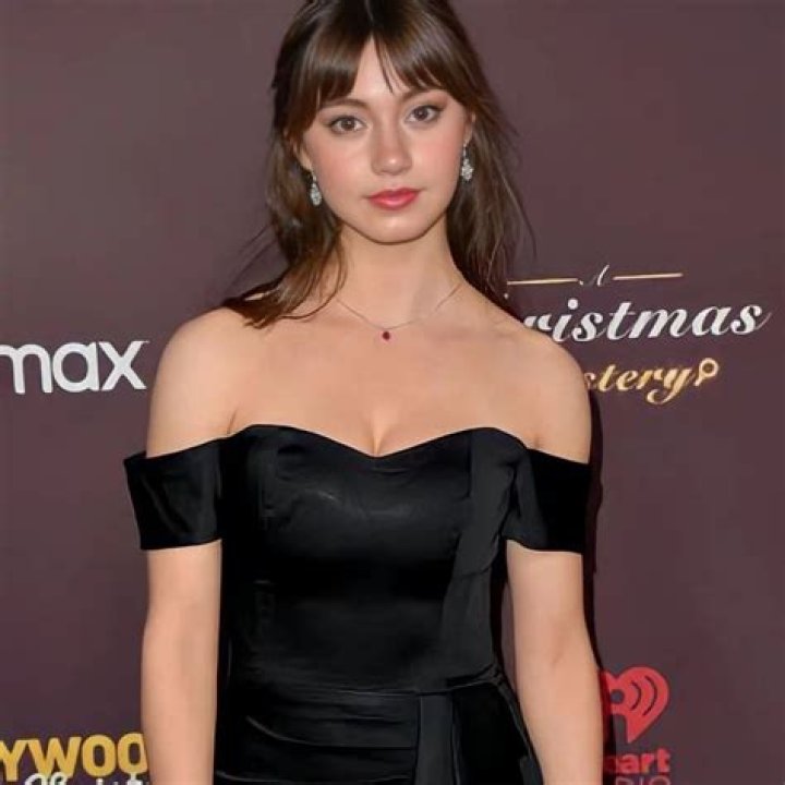Lauren Donzis