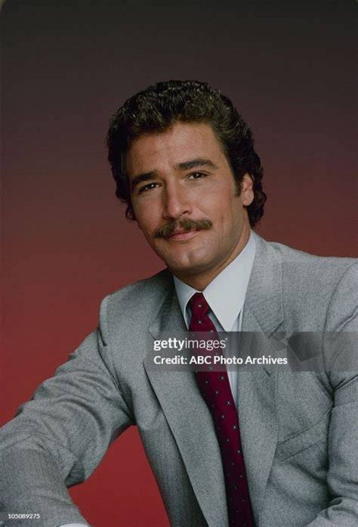 Lee Horsley