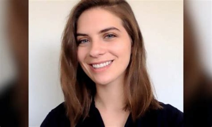 Lilly Jay | Bio, Age, Net Worth, Profession