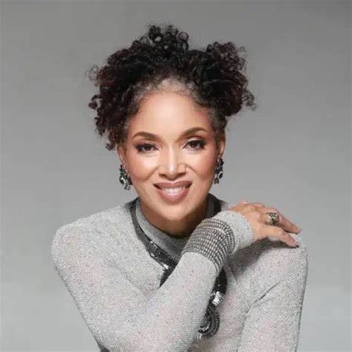 Lisa Arrindell Net Worth