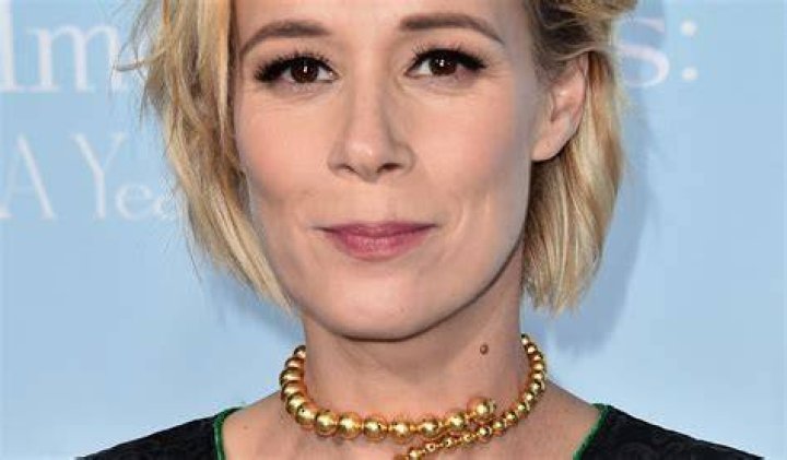 Liza Weil Net Worth