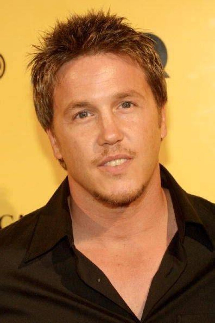 lochlyn munro net worth lochlyn munro net worth